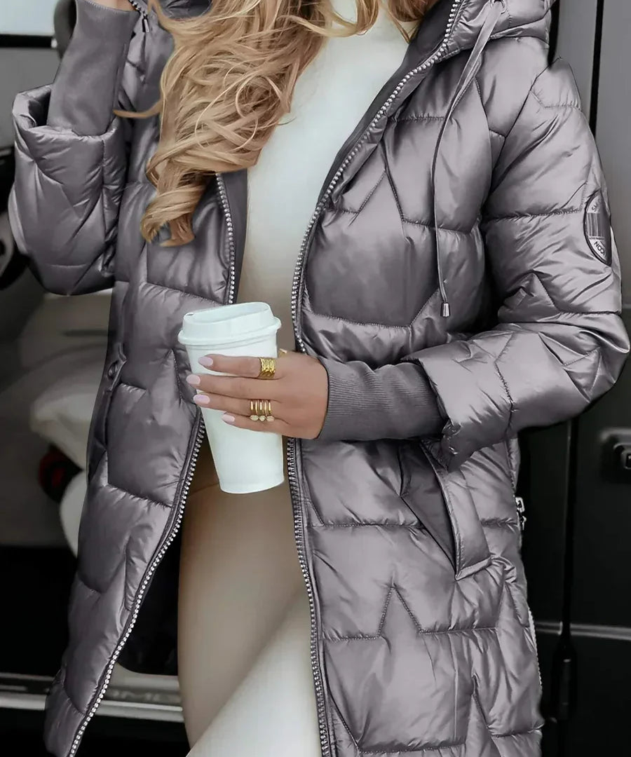 Renata™ | Olennainen takki, joka määrittelee talvityylikkyyden.